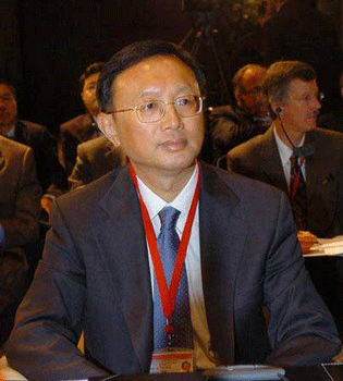 Mr Yang Jiechi, ministre chinois des affaires étrangères