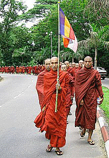 Lors des manifestations birmanes
