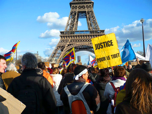 Tibet_paris_manif4.gif