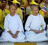 buddhist_thai_nuns2.jpg