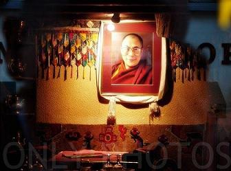 dalai-lama_portrait.jpg
