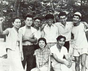 Yamazaki, Shiraga, Shimamoto, Murakami, Kanayama, Motonaga, Tanaka, Ukita.