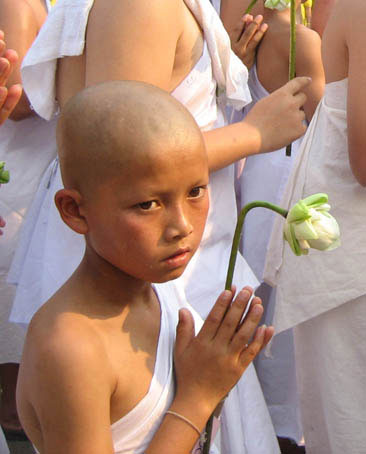 Jeune Nonne au Lotus