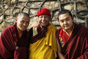 SS Gyalwang Drukpa, SE Thuksey Rinpoche et SE Khamtrul Rinpoche