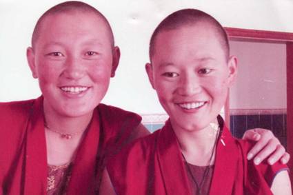 Sangye Lhamo & Pema Yangtso