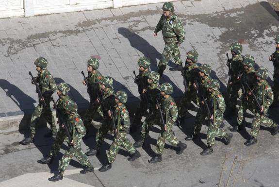 La Chine a renforcé les forces de sécurité gardant les frontières du Tibet, rapporte l'agence Chine nouvelle.