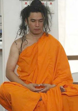 Siddhartha (Yang Wei Han) giving up worldly comforts and practising ascetism.