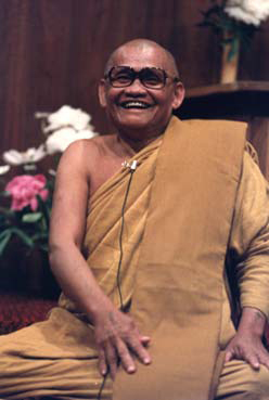 Ajahn-Chah3.jpg