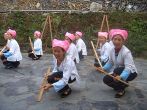 Danse traditionnelle Zhuang