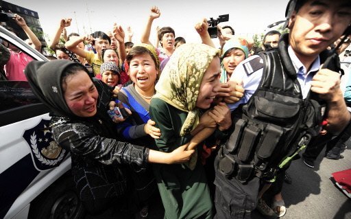 Manifestation de femmes ouïghoures à Urumqi