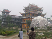 lumbini-049-08.jpg