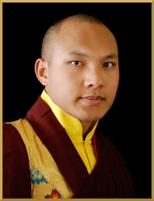 Sa Sainteté le 17e Karmapa Ourgyèn Trinley Dordjé