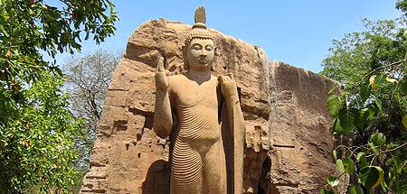 Sri_lanka_buddha.jpg