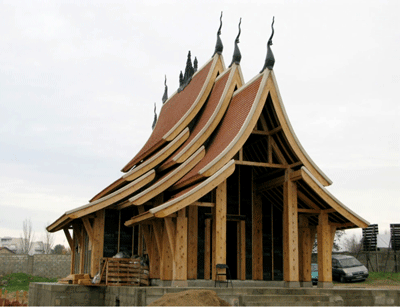 Temple en pleine construction