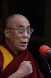 Le dalaï lama accuse mercredi les autorités chinoises de vouloir 'éradiquer le bouddhisme' au Tibet.