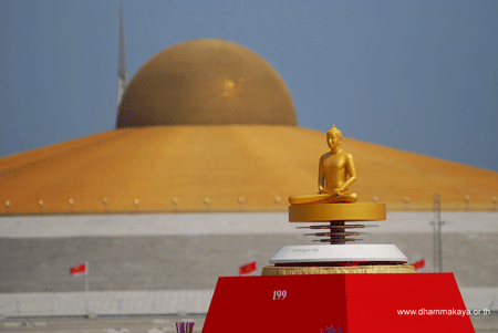 510422_Dhammakaya_Buddha_im.gif