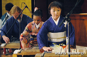 Koyasan-Buddhist-Temple3.gif