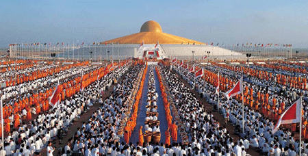 Maha_Dhammakaya_Cetiya1.gif