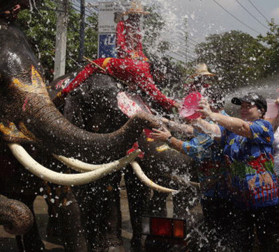 songkran2.gif