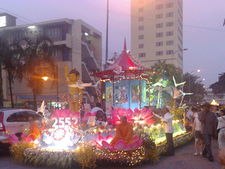 wesak-brickfields-2008-01.gif