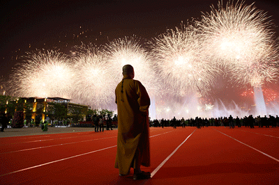 400pxbuddhistmonkfireworks.gif