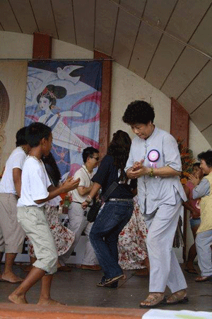 HonoringBuddha.gif
