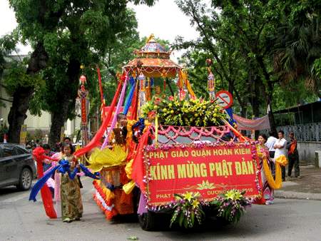 VesakHanoi2.gif