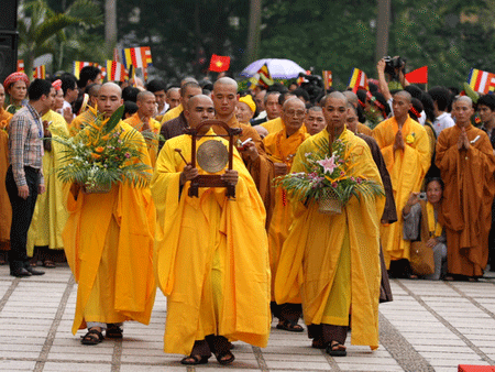 VesakHanoi3.gif