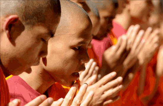 vesak-5.gif