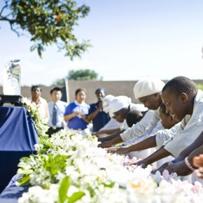 Tzu Chi volunteers of Durban hold the Buddha Day ceremony outside of St. Ramalinga Hall.