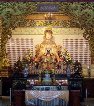 Mazu_Shrine.gif