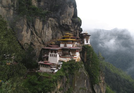 MonasterioNidodelTigre.gif