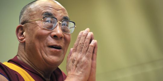 Le dalaï-lama a annoncé qu'il a l'intention de quitter l'an prochain sa fonction de chef du gouvernement tibétain en exil.