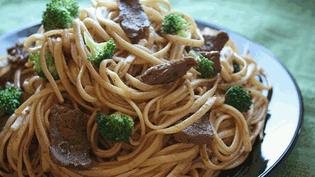 carne-lo-mein.gif