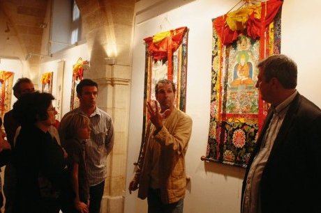 Visite guidée à deux voix avec Claude Magne pour la tradition zen et Lama Puntso pour la tradition tibétaine.