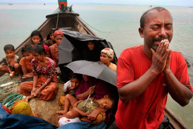 La crise en Birmanie a fait plus de 80 000 réfugiés rohingyas, des musulmans dont la citoyenneté n'est généralement pas reconnue par l'État birman.