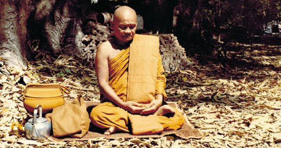 ajahn_cha_sitting.jpg
