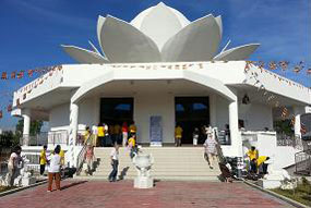 Samadhi Vihara in Shah Alam, Selangor. A project 20 years in the making is finally realized on March 17, 2013. Pic courtesy of Mok Medha.