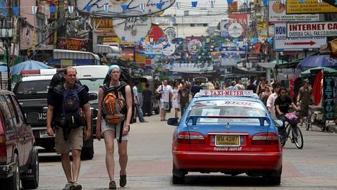 Turistas en las calles de Bangkok Turistas en las calles de Bangkok