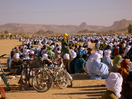 Versammlung für den Ramadan in Sahara