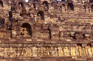 borobudur-3.jpg