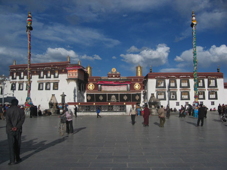 Jokhang_Temple.jpg