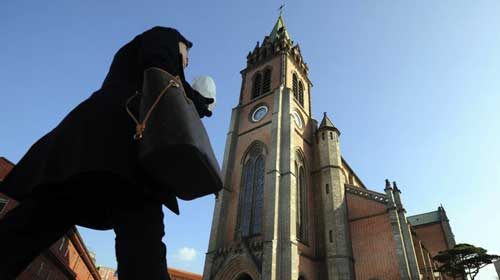 L'église catholique de Myeongdong à Séoul.