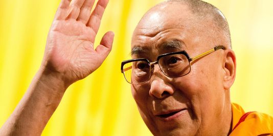 Tenzin Gyatso, quatorzième dalaï-lama, chef spirituel du bouddhisme tibétain et Prix Nobel de la paix. | AFP/DANIEL BOCKWOLDT