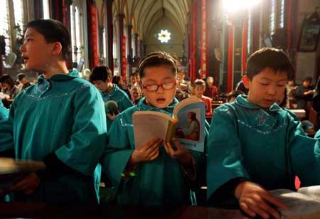 Messe dominicale dans une église catholique «officielle» de Pékin. © Keystone