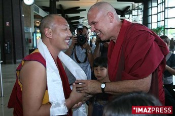 Lundi 18 Août 2008 Gillot arrivé des moines tibétains