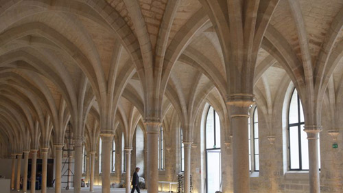 Le collège fondé au début du XIIIème siècle passe au numérique. Crédit photo: Pierre Verdy/AFP