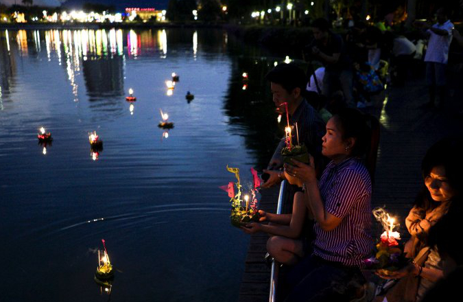 loi_krathong.jpg