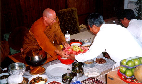 Vénérable Ajahn Tiradhammo