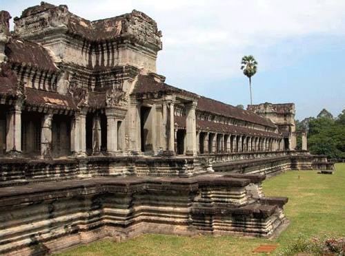 angkor_vat1.gif